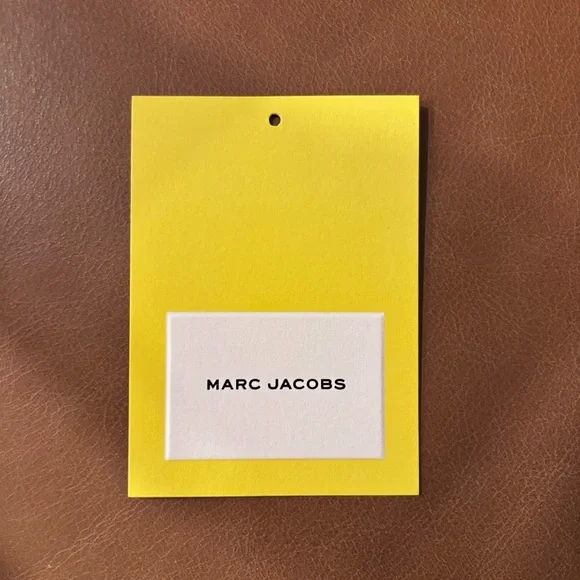 MARC JACOBS Shutter Camera Bag Argan Oil Brown - Picture 10 of 11